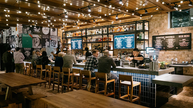 where to stay in Chicago