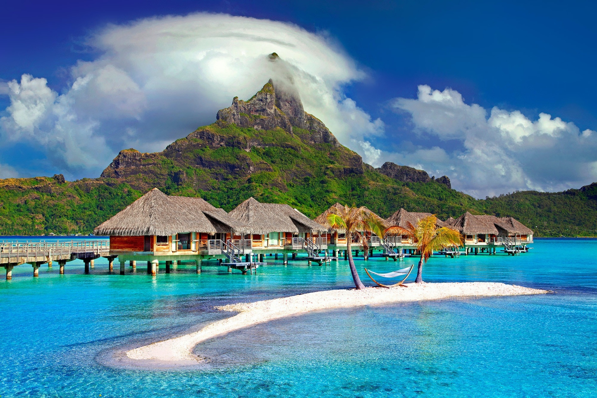Discover the 10 most beautiful islands in the USA—from Hawaii to the East Coast. Real adventures, hidden gems, and major main-character vibes await!